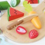 WOODEN CHOPPING BOARD & FOOD - Image 2